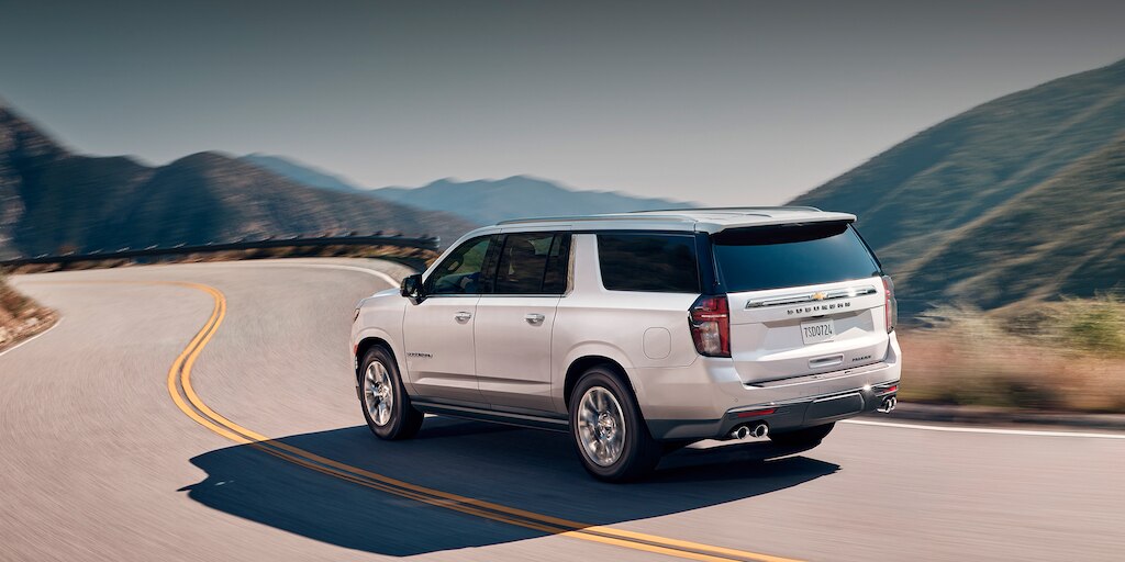 Chevrolet Suburban 2023, camioneta grande incluye un motor con tecnología Fuel Management