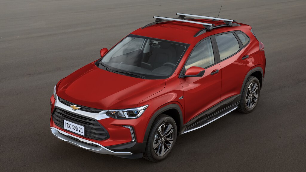 Moldura de fascia delantera es parte del kit sport para Chevrolet Tracker