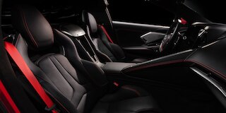 Corvette Stingray 2025, carro deportivo de lujo con asientos calefactables y ventilados - vista interior